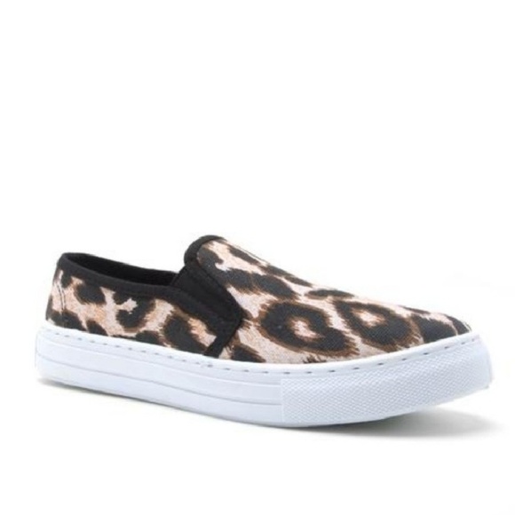 Shoes - NIB Leopard Cheetah Slip On Sneakers